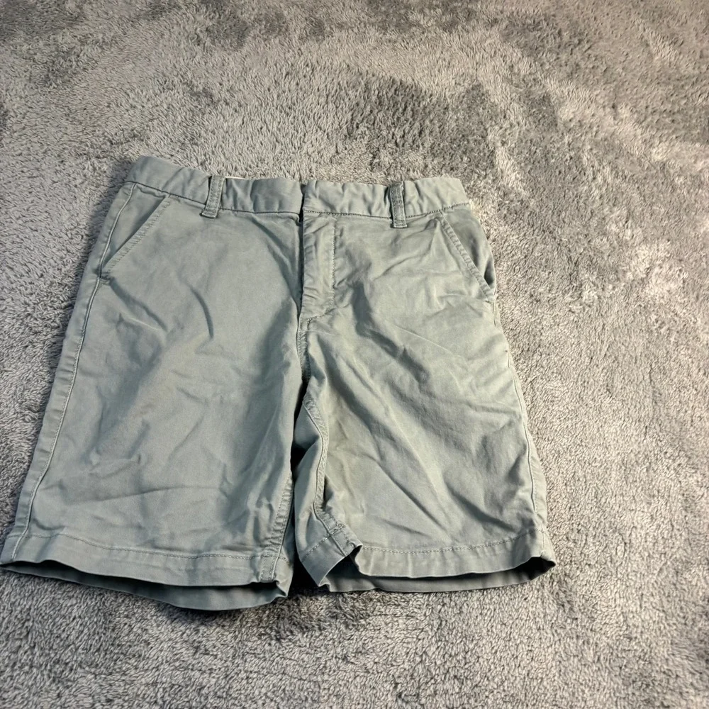Gap Kids Boys Lived-In Khaki Chino Shorts Gray Sage Green Husky Size 12